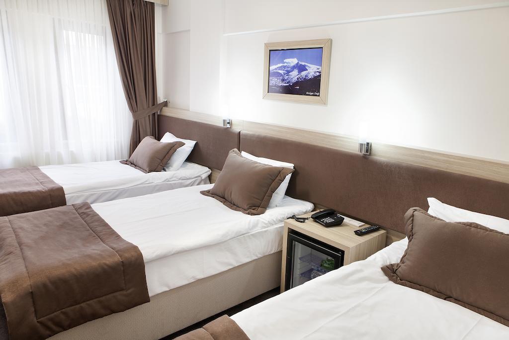 Hotel Emge Istanbul Room photo