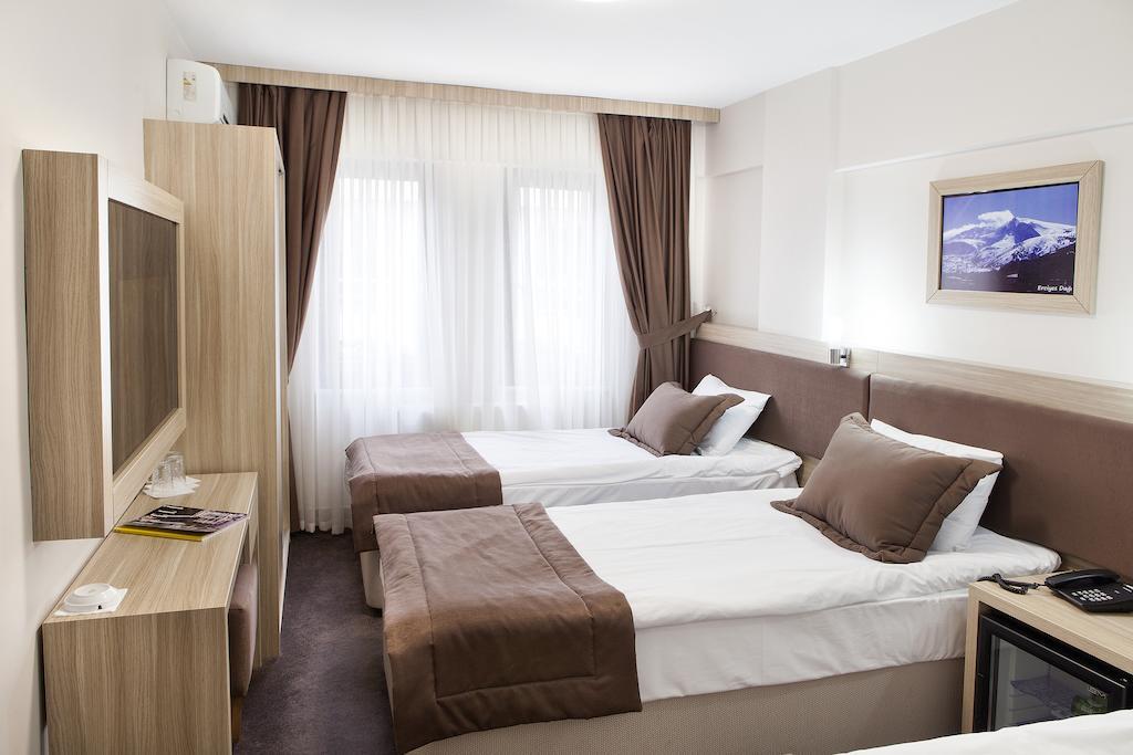 Hotel Emge Istanbul Room photo